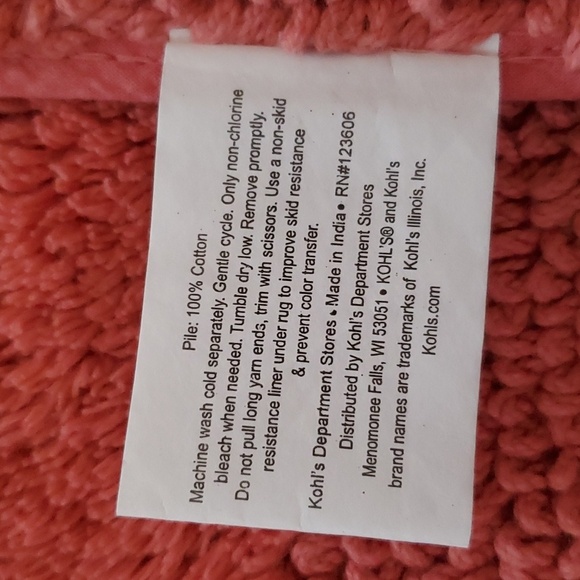 Coral 17 x 24" Cotton Bath Rug - Picture 4 of 4